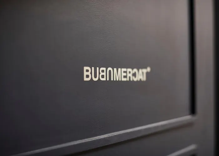 BUBUFLATS / Mercat